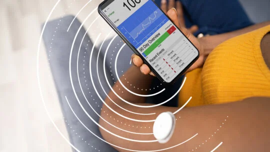 La red global de centros de diseño de Flex tiene la experiencia y los equipos capacitados para satisfacer las demandas de diseño y fabricación de productos de dispositivos médicos eléctricos.