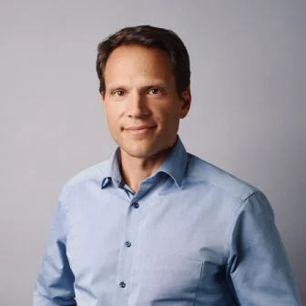 Paul Baldassari, vicepresidente ejecutivo de operaciones mundiales de Flex