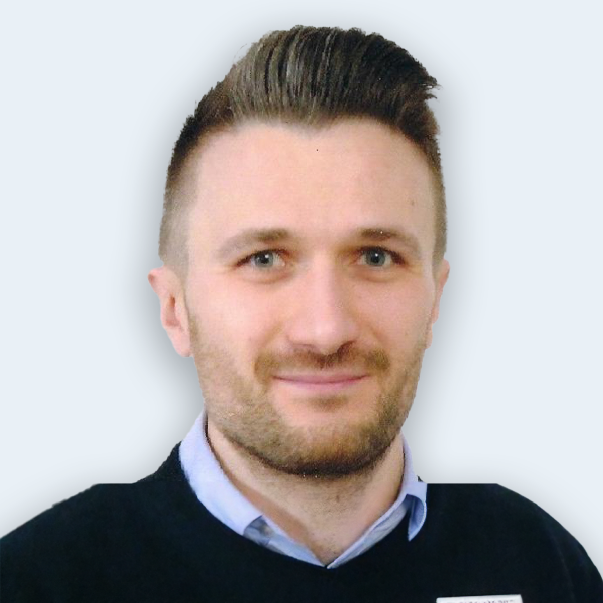 Andrea De Bernardi, ingeniero sénior de desarrollo mecánico, flex